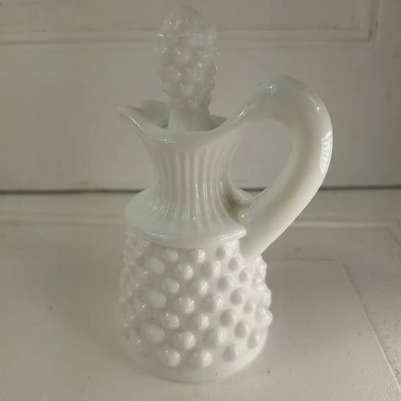 Vintage Fenton Hobnail Milk Glass  Cruet  Bottle With Stopper - Picture 4 of 10